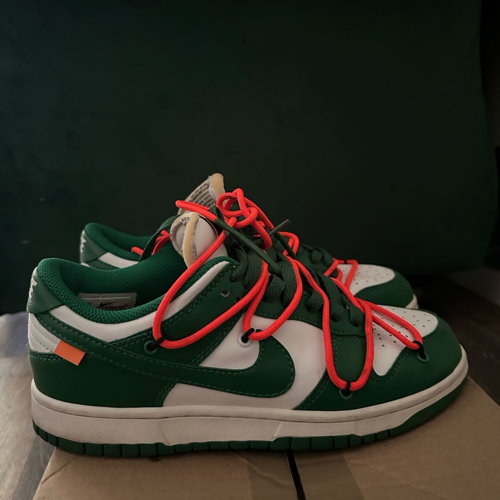 Off-White x Nike Dunk Low ‘Pine Green’